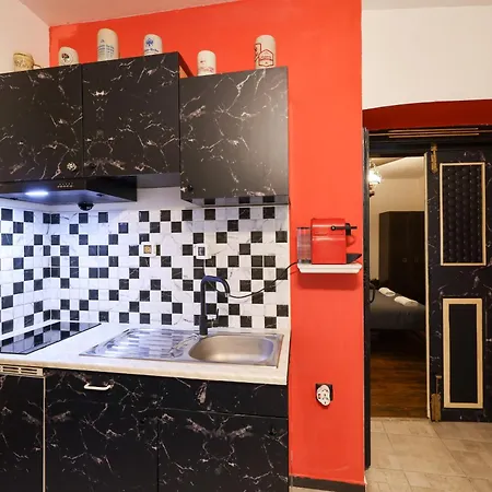 Old Town Spider * Zadar