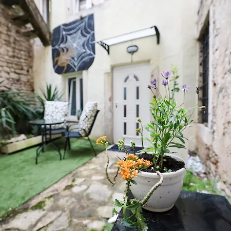 Apartamento Old Town Spider