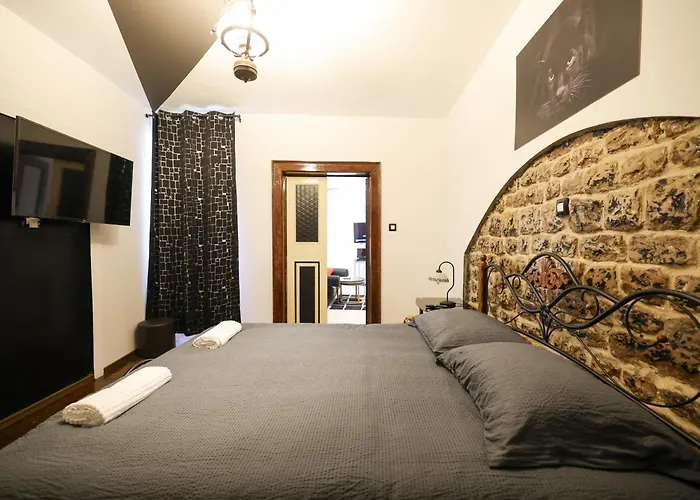 Old Town Spider Zadar