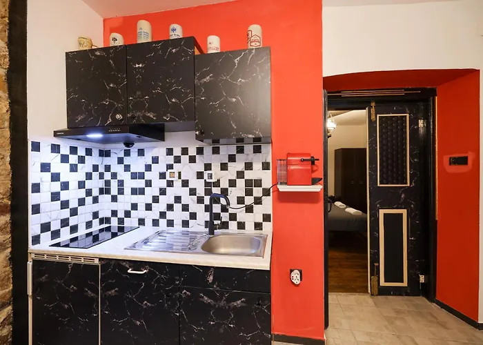 Old Town Spider * Zadar