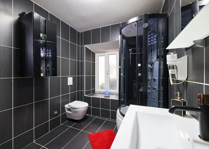 Old Town Spider * Zadar